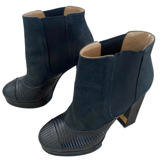 CHANEL Black Platform Heels - Picture 7 of 12